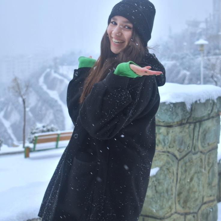 Sam Chen, Client Relations Director, discussing corporate gifting strategy with business clients